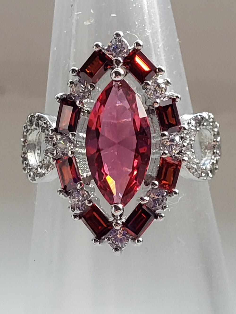 NEW Sterling Ruby Ring, Sz 6 Inctedibly Gorgeous Liquid-looking Large Center Gem